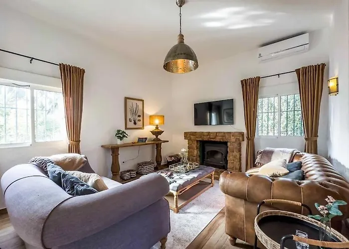 90-Cosy House With Roof Terrace In Calahonda, Mijas!