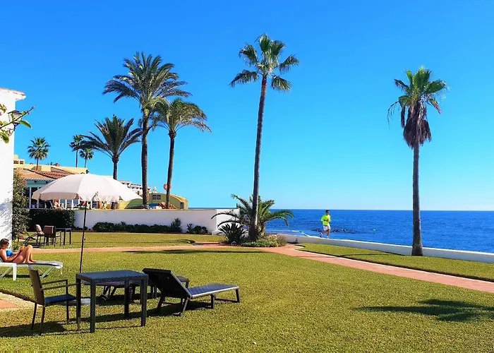 Sea Front Beach House Macarena A