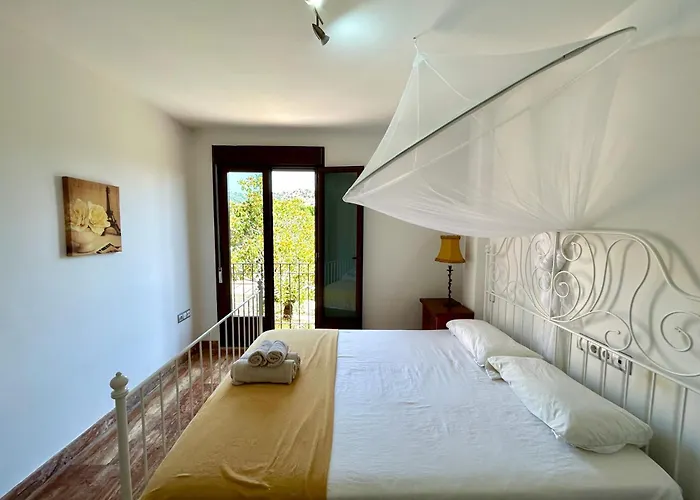 Luna-Villa De Riviera With Sea-View