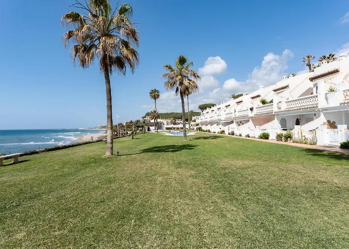 Ct 406 - Faros' Royal Beach - Beachfront Apartment